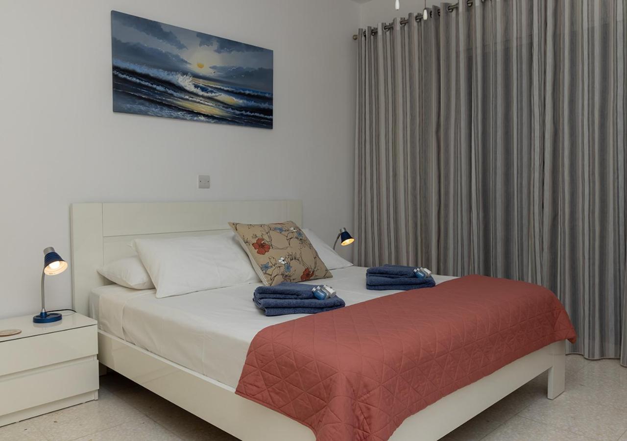 105 Kings Palace - Fabulous 2 Bed, 2 Bath, Large Patio With Garden - Sea Views Paphos Buitenkant foto