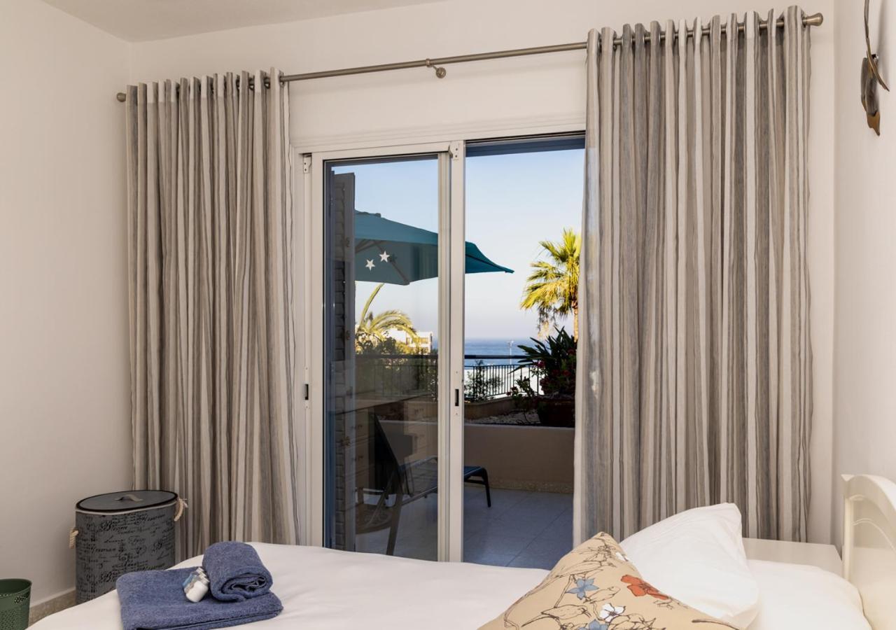 105 Kings Palace - Fabulous 2 Bed, 2 Bath, Large Patio With Garden - Sea Views Paphos Buitenkant foto