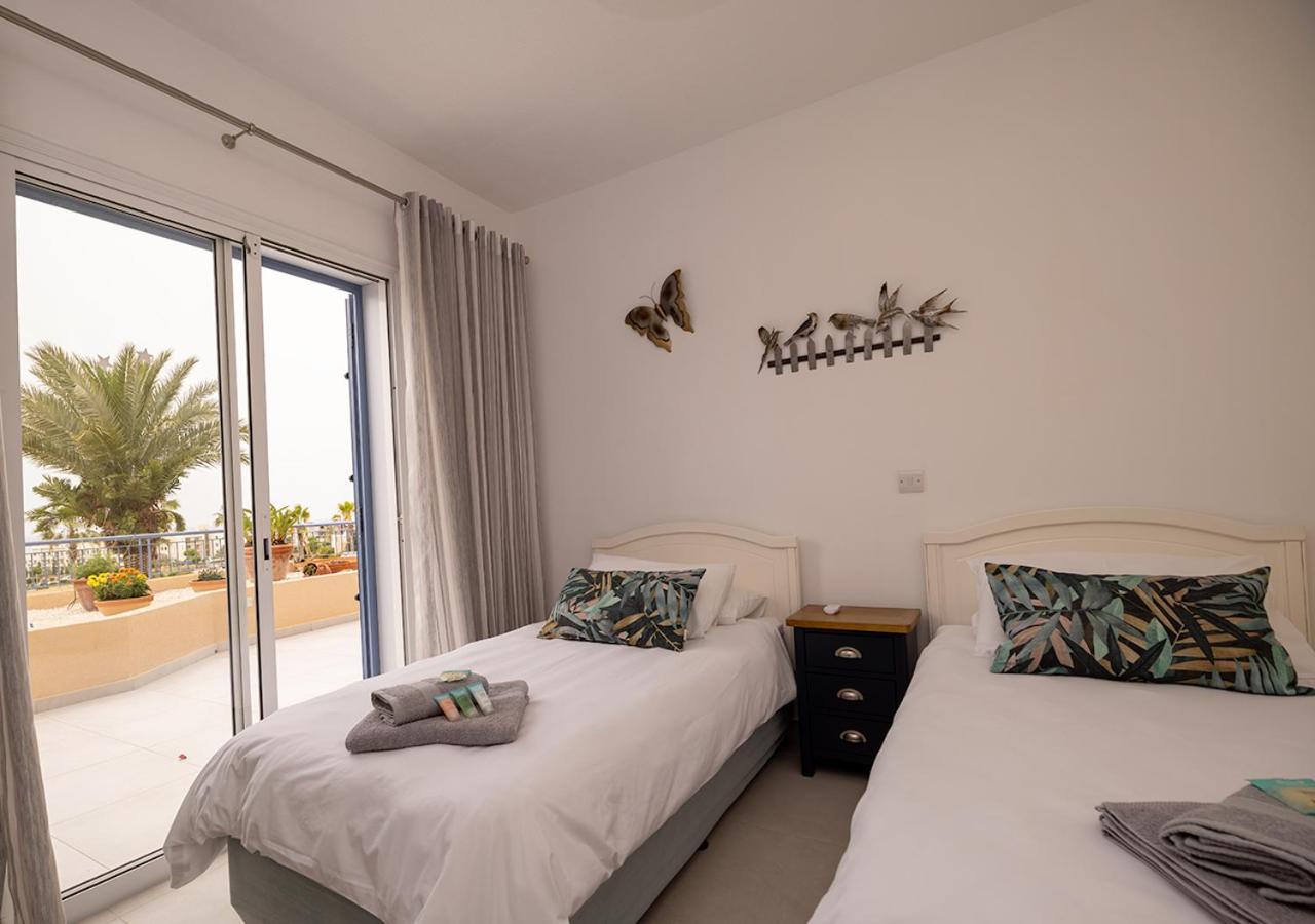 105 Kings Palace - Fabulous 2 Bed, 2 Bath, Large Patio With Garden - Sea Views Paphos Buitenkant foto