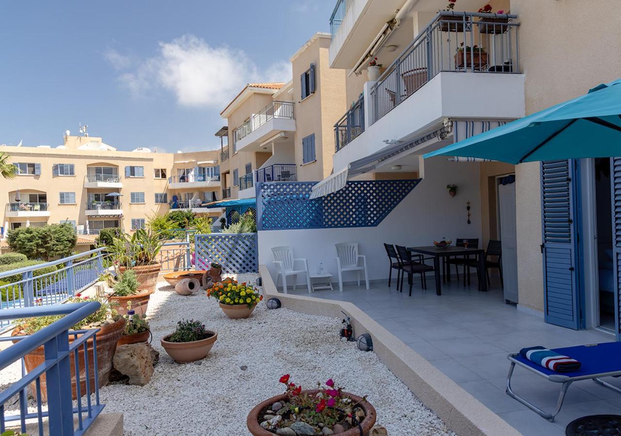 105 Kings Palace - Fabulous 2 Bed, 2 Bath, Large Patio With Garden - Sea Views Paphos Buitenkant foto