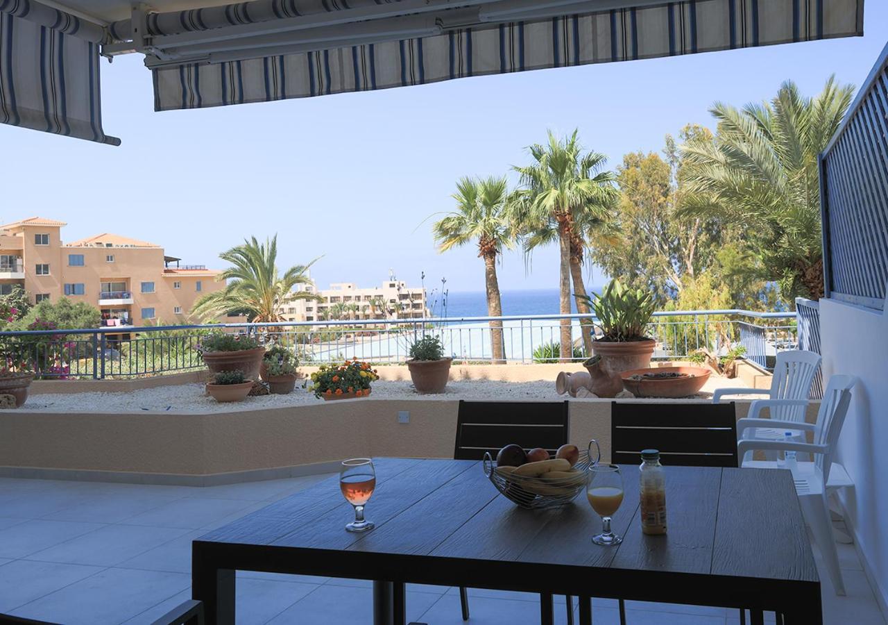105 Kings Palace - Fabulous 2 Bed, 2 Bath, Large Patio With Garden - Sea Views Paphos Buitenkant foto