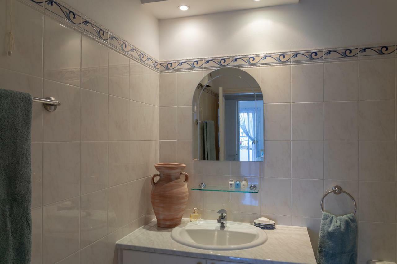 105 Kings Palace - Fabulous 2 Bed, 2 Bath, Large Patio With Garden - Sea Views Paphos Buitenkant foto